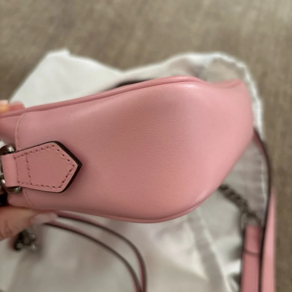 Gucci GG Marmont Small Camera Bag Blush Pink Matelassé Leather Silver Hardware - Picture 8 of 12